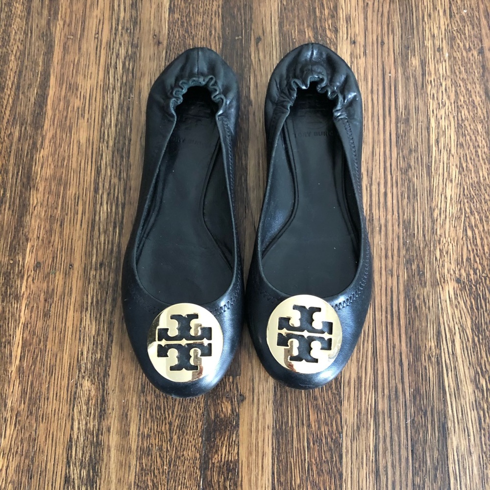 TORY BURCH BLACK & GOLD FLATS